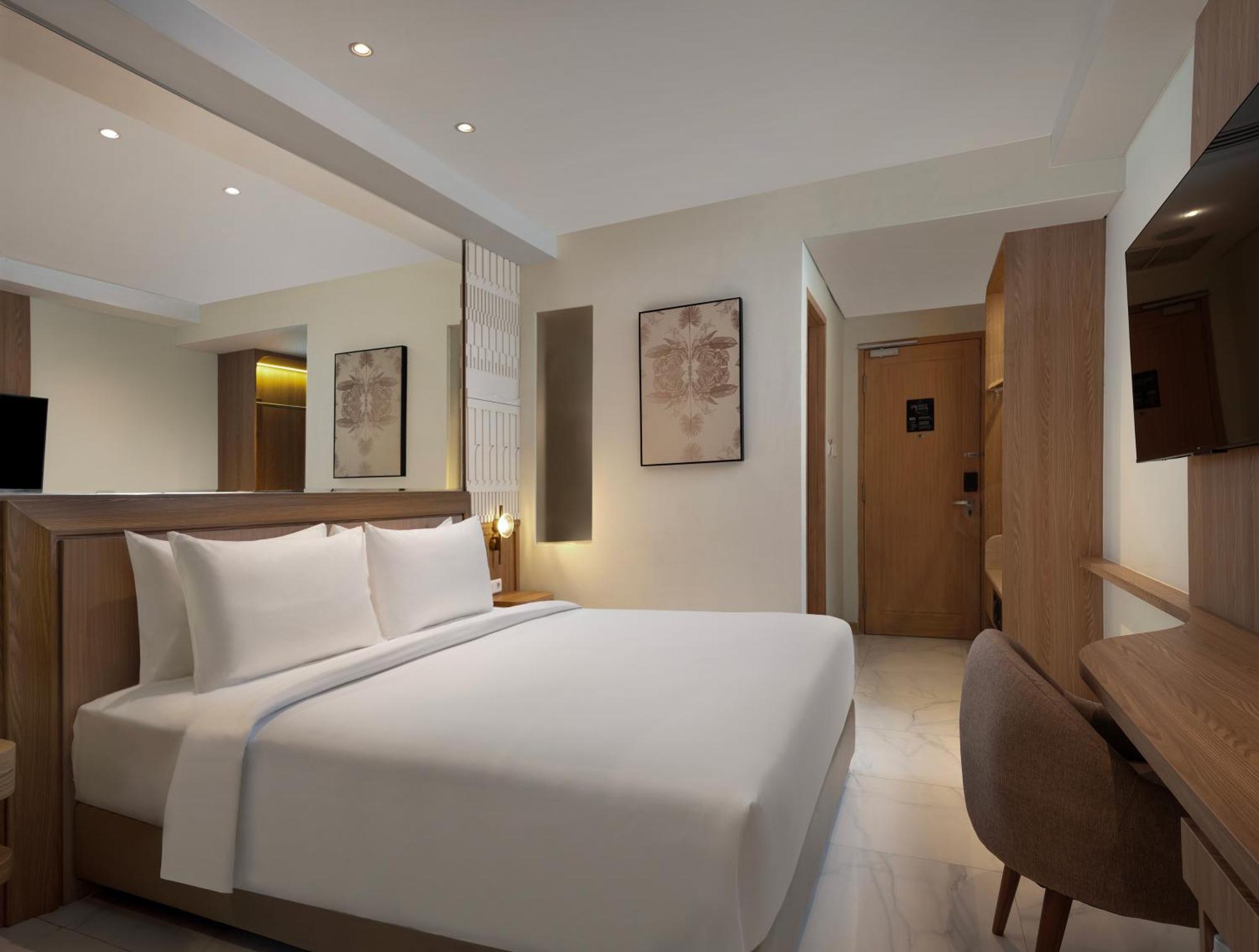 Hotel Golden Hill By Golden Tulip Tlekung Exterior foto